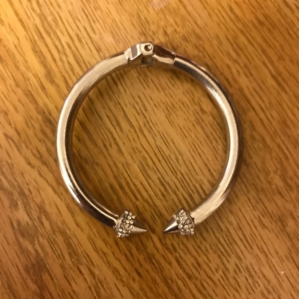 Crystal cuff - Picture 2 of 3